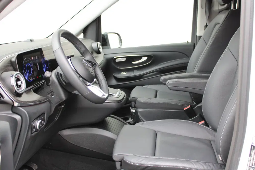 Mercedes-Benz EQV 300 L3 uit 2026, foto 4