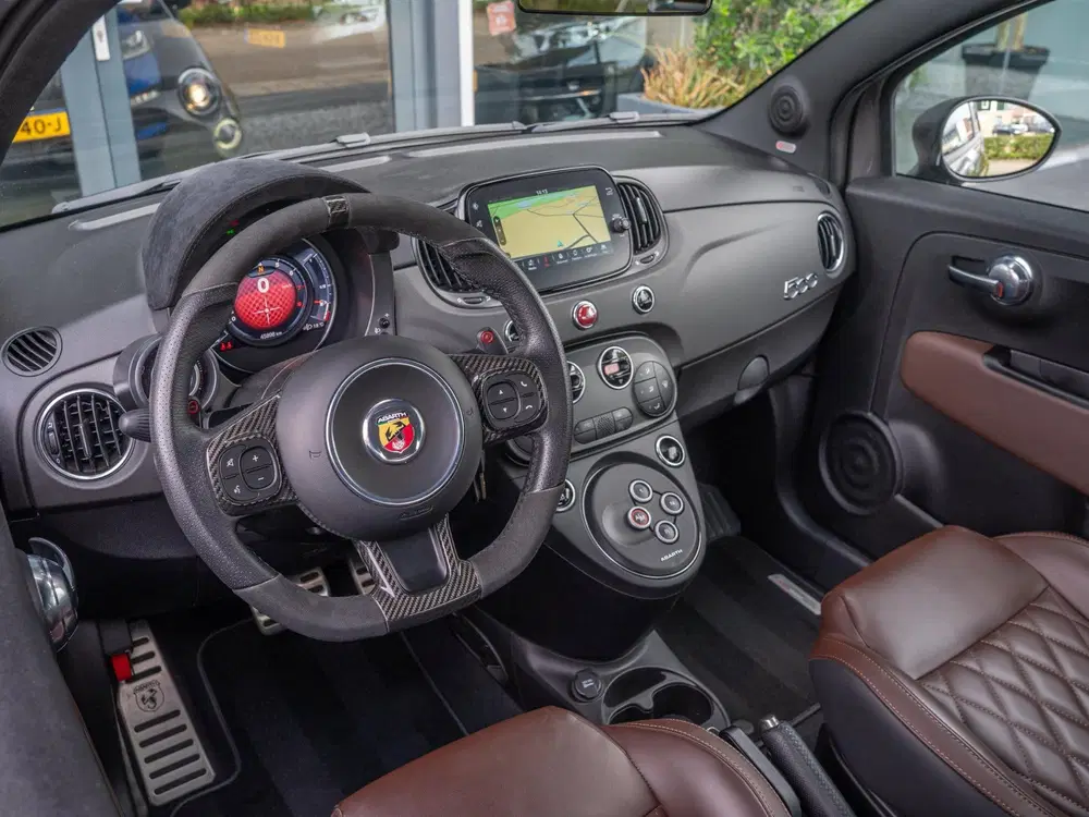 Abarth 595C 595C 1.4 T-Jet Competizione uit 2022, foto 10