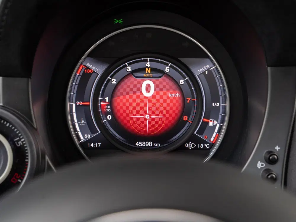 Abarth 595C 595C 1.4 T-Jet Competizione uit 2022, foto 12