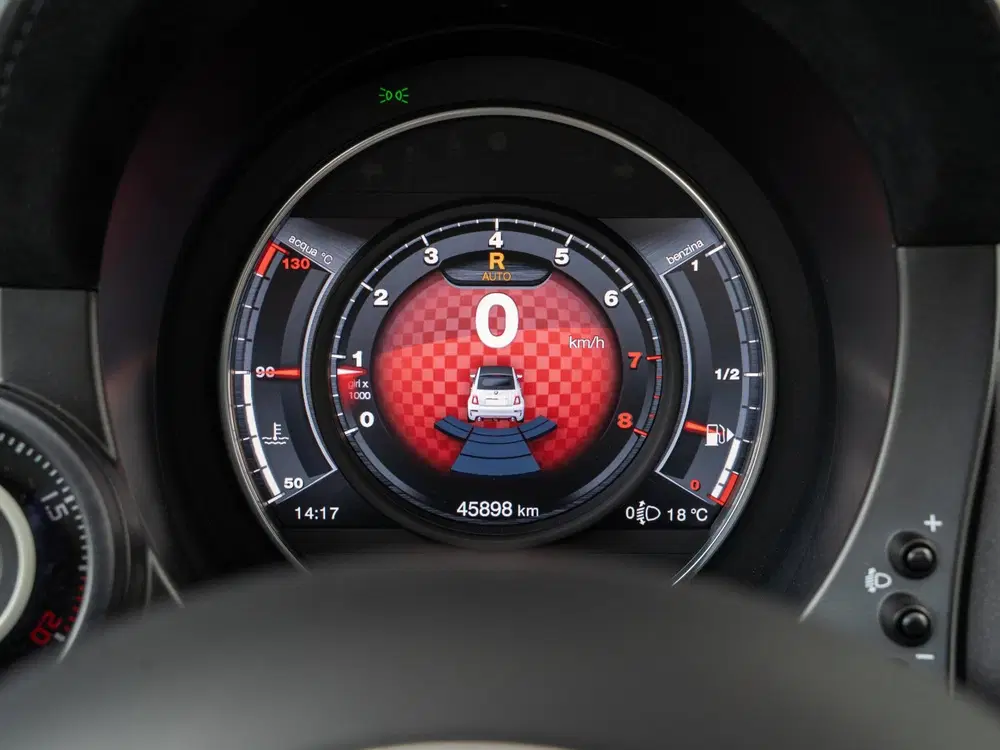 Abarth 595C 595C 1.4 T-Jet Competizione uit 2022, foto 13