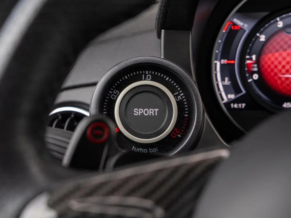 Abarth 595C 595C 1.4 T-Jet Competizione uit 2022, foto 14