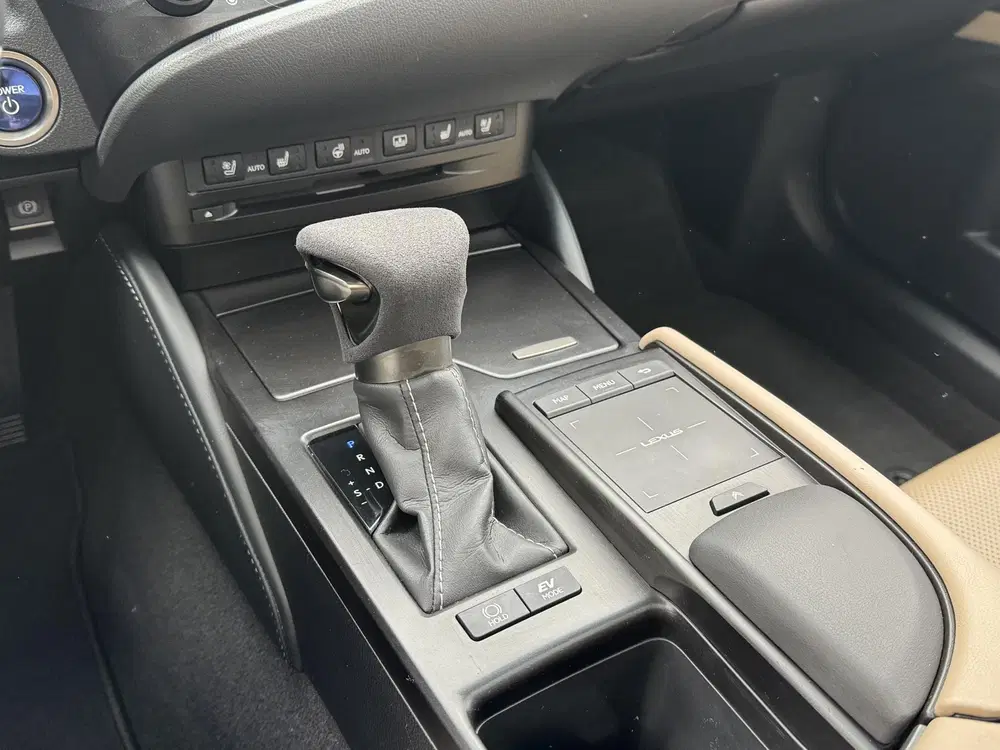 Lexus ES 300h President Full Option (Nw Beurt+HHC L uit 2019, foto 10