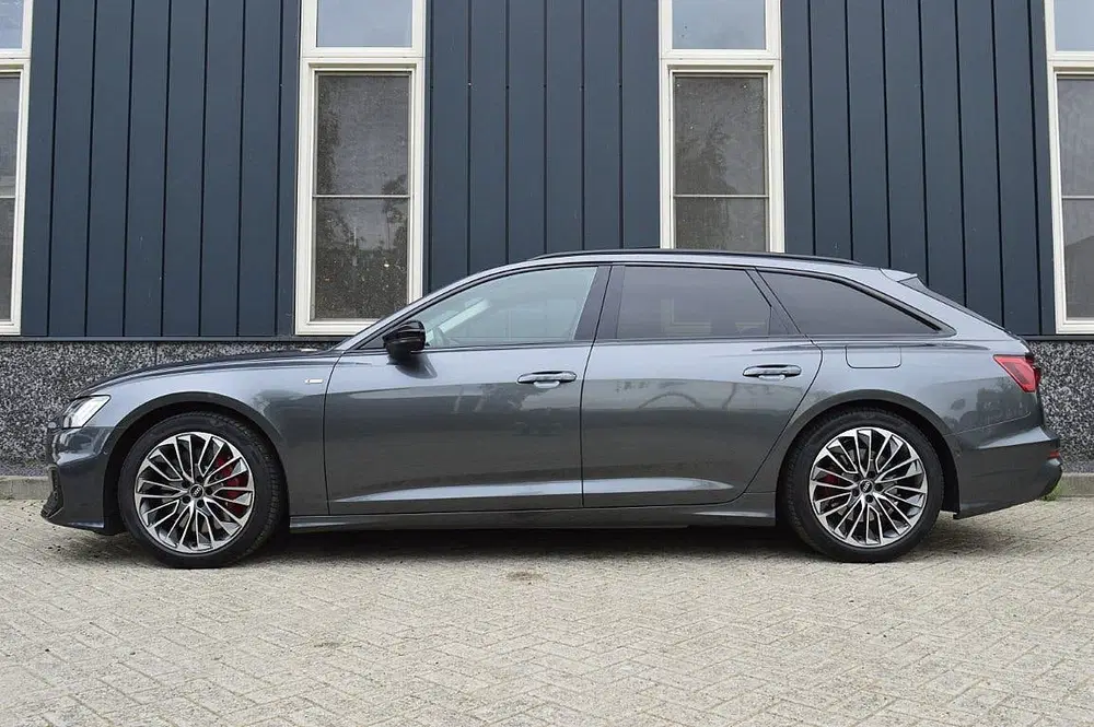 Audi A6 55 TFSI e quattro S edition Competition SO uit 2021, foto 2