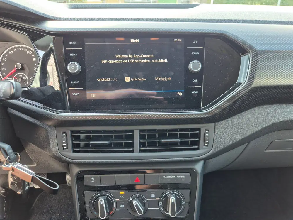 Volkswagen T-Cross 1.0 TSI Life 70Kw uit 2020, foto 12