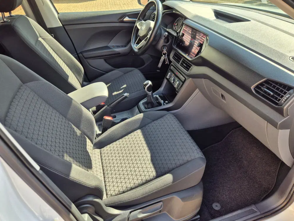 Volkswagen T-Cross 1.0 TSI Life 70Kw uit 2020, foto 7