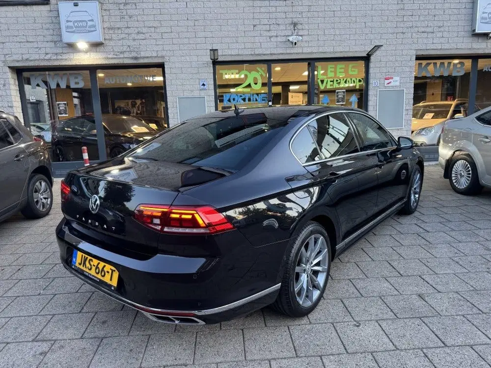 Volkswagen Passat 2.0 TSI 3X R-Line Dsg Leer Camera DCC ACC uit 2020, foto 3