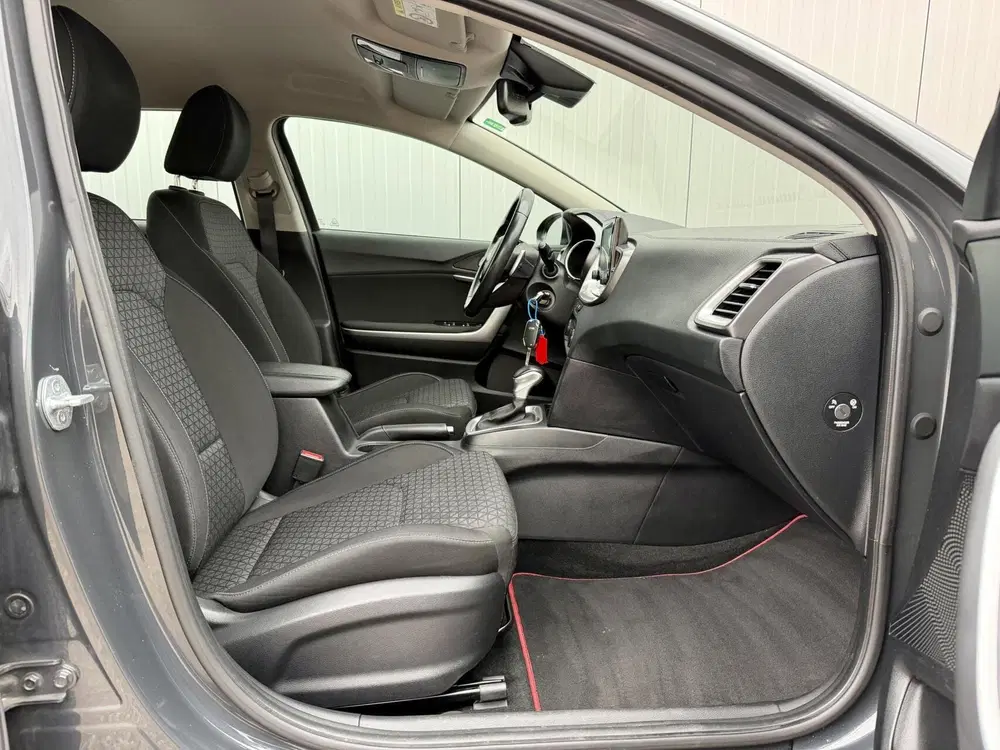 Kia Ceed Ceed SW 1.5 T-GDi AUTOMAAT uit 2021, foto 12