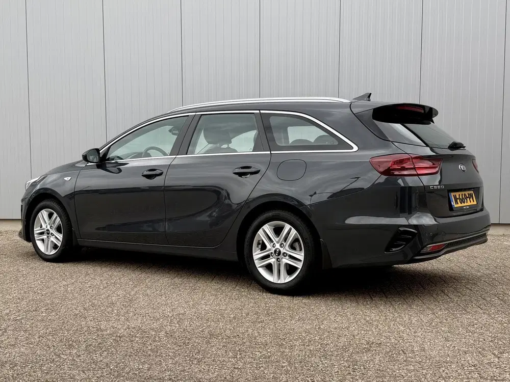 Kia Ceed Ceed SW 1.5 T-GDi AUTOMAAT uit 2021, foto 5