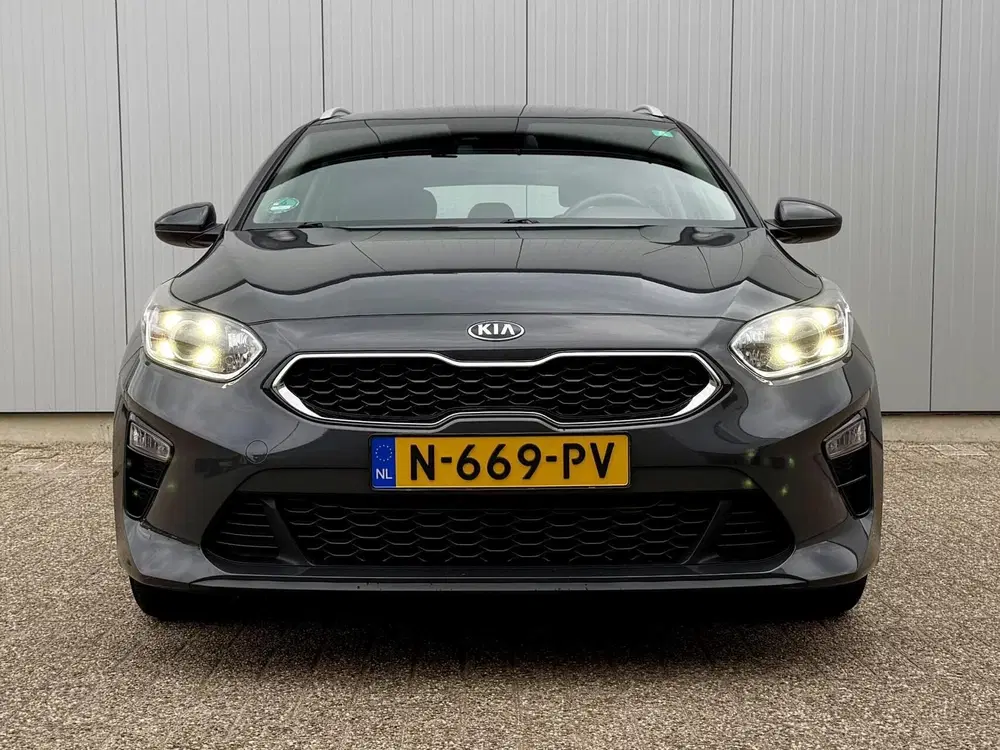Kia Ceed Ceed SW 1.5 T-GDi AUTOMAAT uit 2021, foto 8
