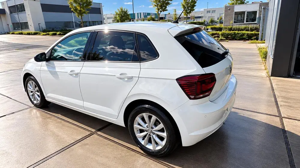Volkswagen Polo 1.0 TSI Comfortline Automaat uit 2020, foto 12