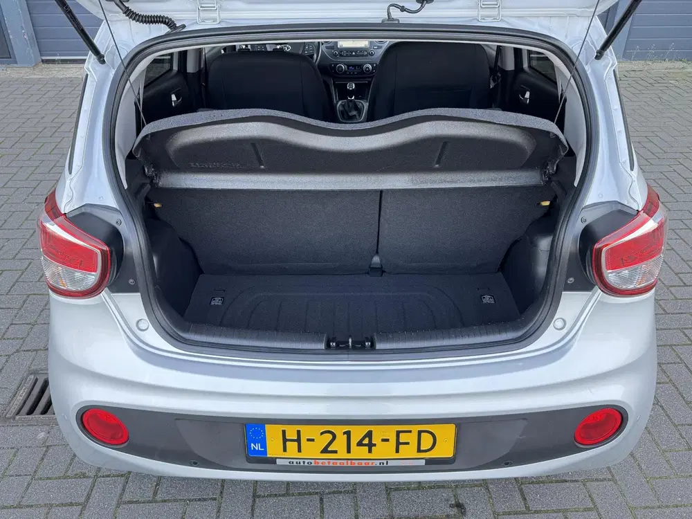 Hyundai i10 1.0I PREMIUM I APPLE CARPLAY I CLIMATE CON uit 2020, foto 13