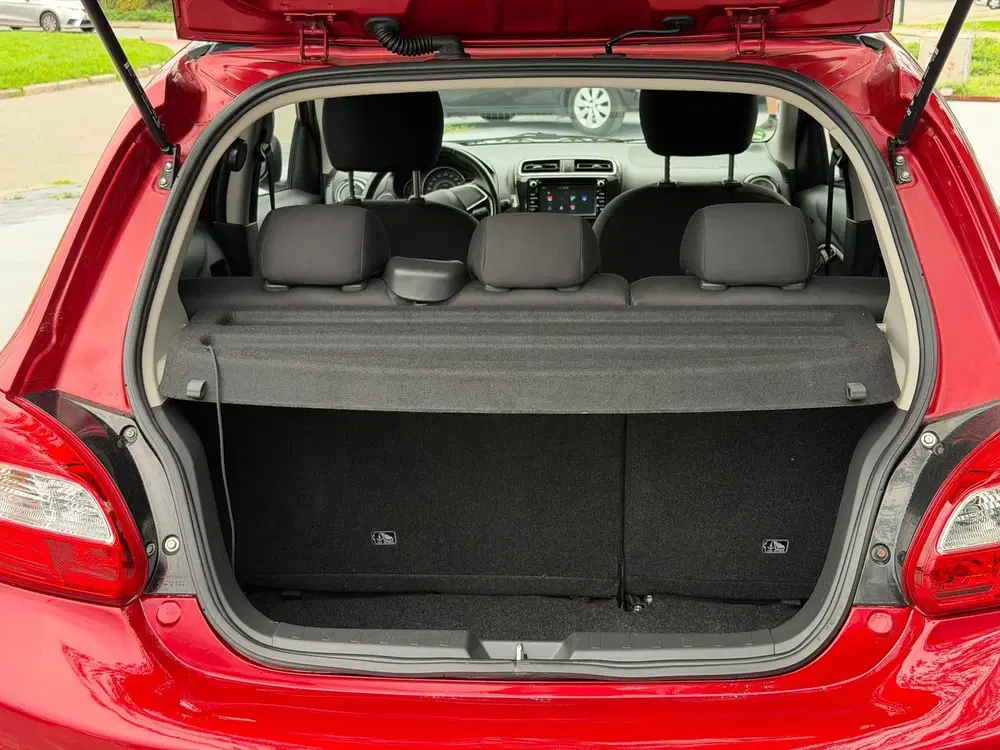 Mitsubishi Space Star 1.2 Advance uit 2019, foto 9