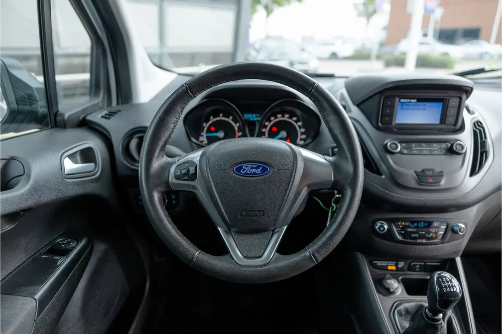 Ford Transit Courier 1.0 100 PK uit 2022, foto 14