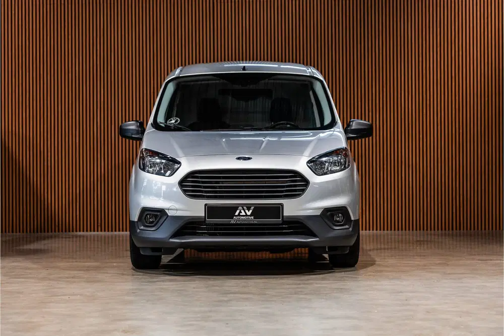 Ford Transit Courier 1.0 100 PK uit 2022, foto 2