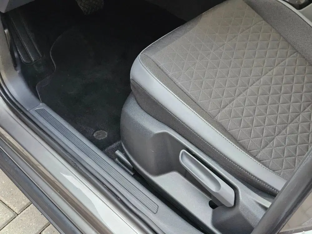 Volkswagen T-Cross 1.0 TSI Style LED ACC Carplay Trekhaak uit 2021, foto 9