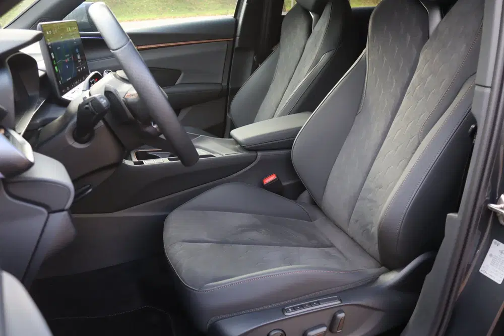 Cupra Terramar 1.5 TSI e-Hybrid Advanced Matrix LED uit 2025, foto 12