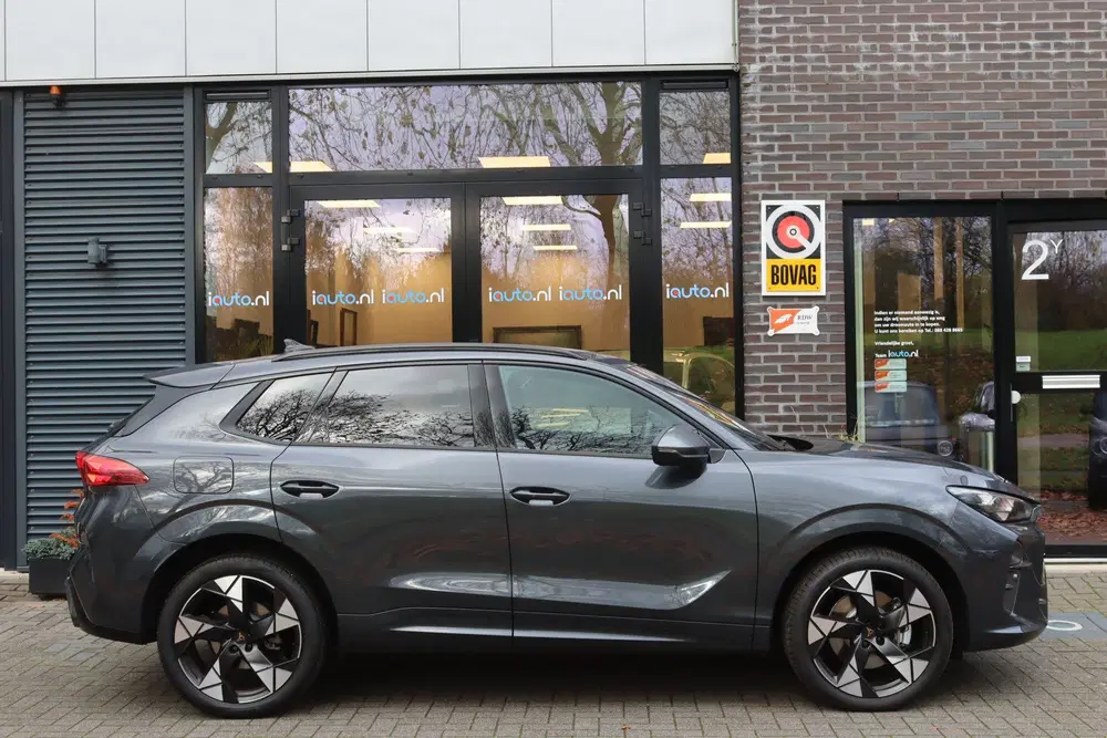 Cupra Terramar 1.5 TSI e-Hybrid Advanced Matrix LED uit 2025, foto 4