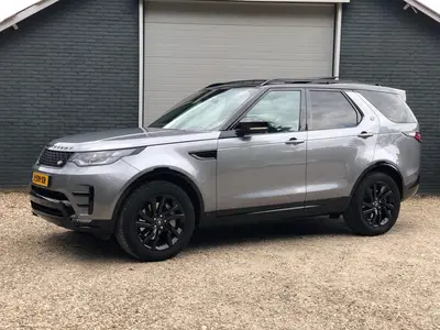 Land Rover Discovery 3.0 Sd6 HSE 7p. Landmark uit 2020
