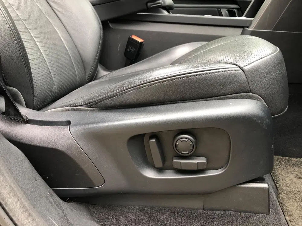 Land Rover Discovery 3.0 Sd6 HSE 7p. Landmark uit 2020, foto 12
