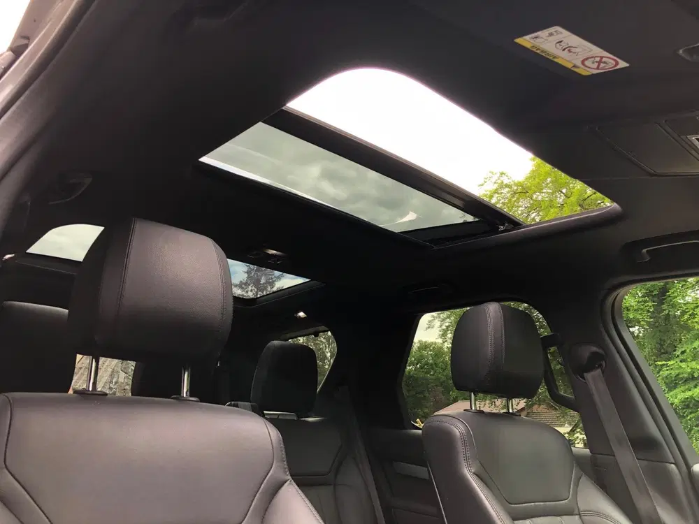 Land Rover Discovery 3.0 Sd6 HSE 7p. Landmark uit 2020, foto 13