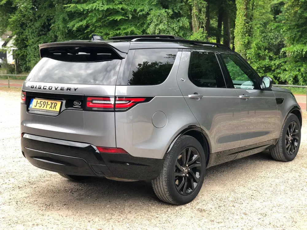 Land Rover Discovery 3.0 Sd6 HSE 7p. Landmark uit 2020, foto 9