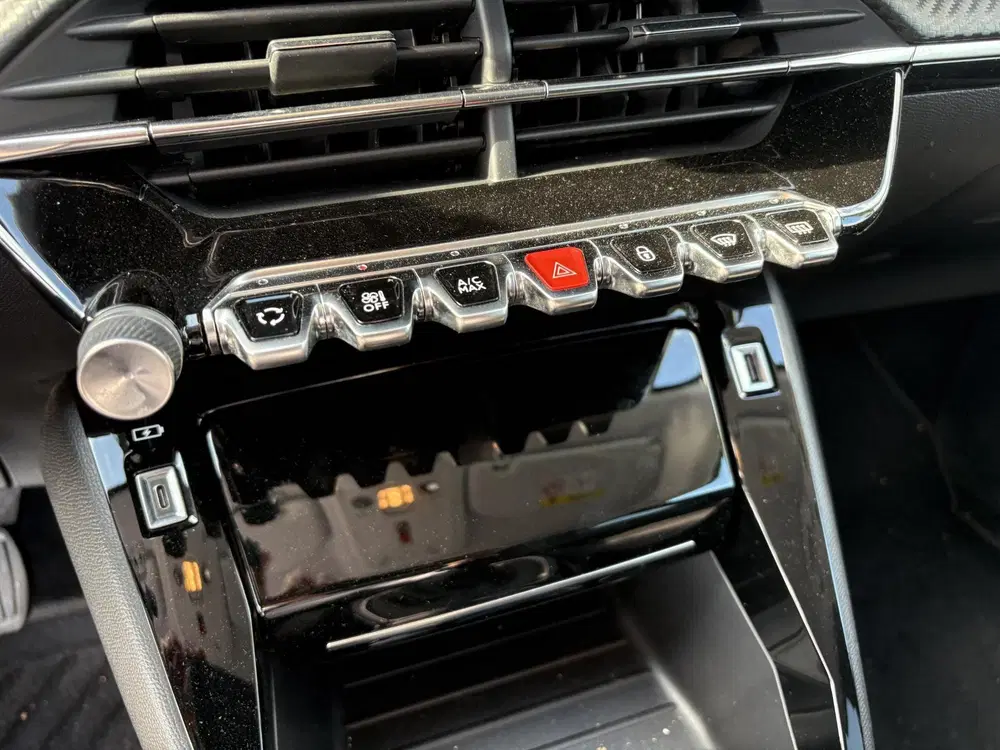 Peugeot 208 1.2 PureTech Allure uit 2020, foto 15