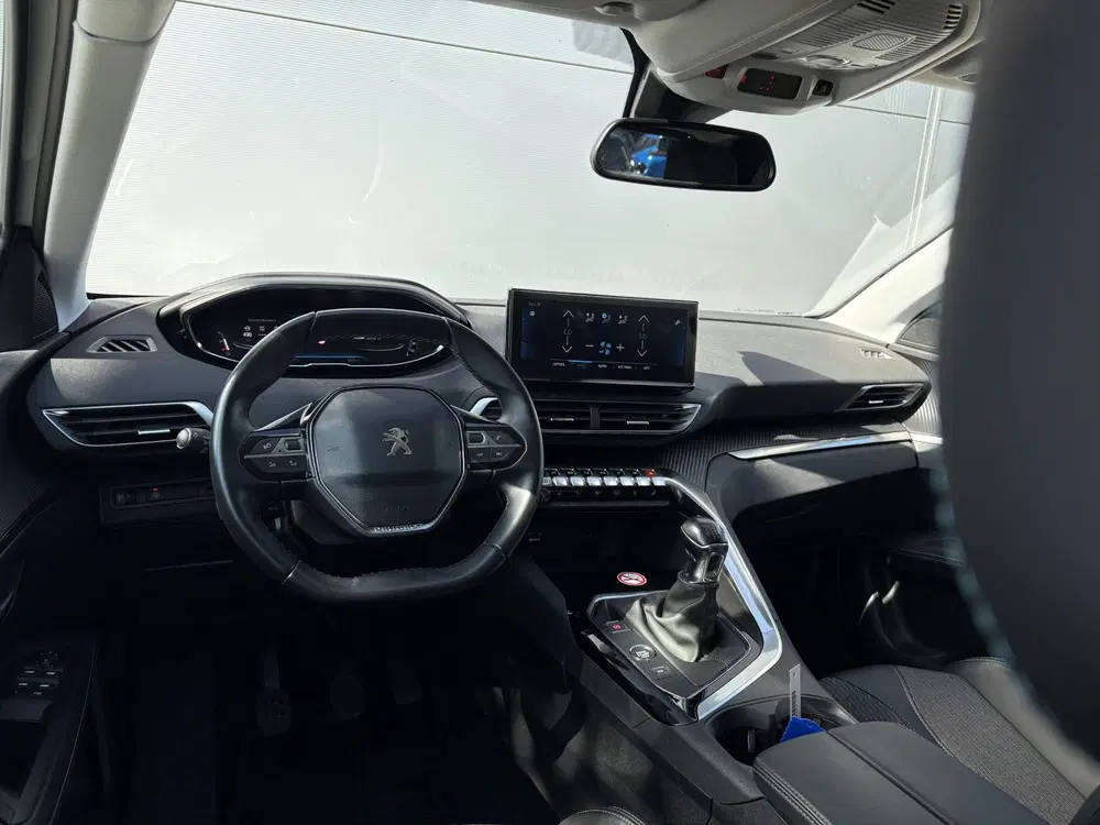 Peugeot 3008 1.2 PureTech Allure uit 2021, foto 10
