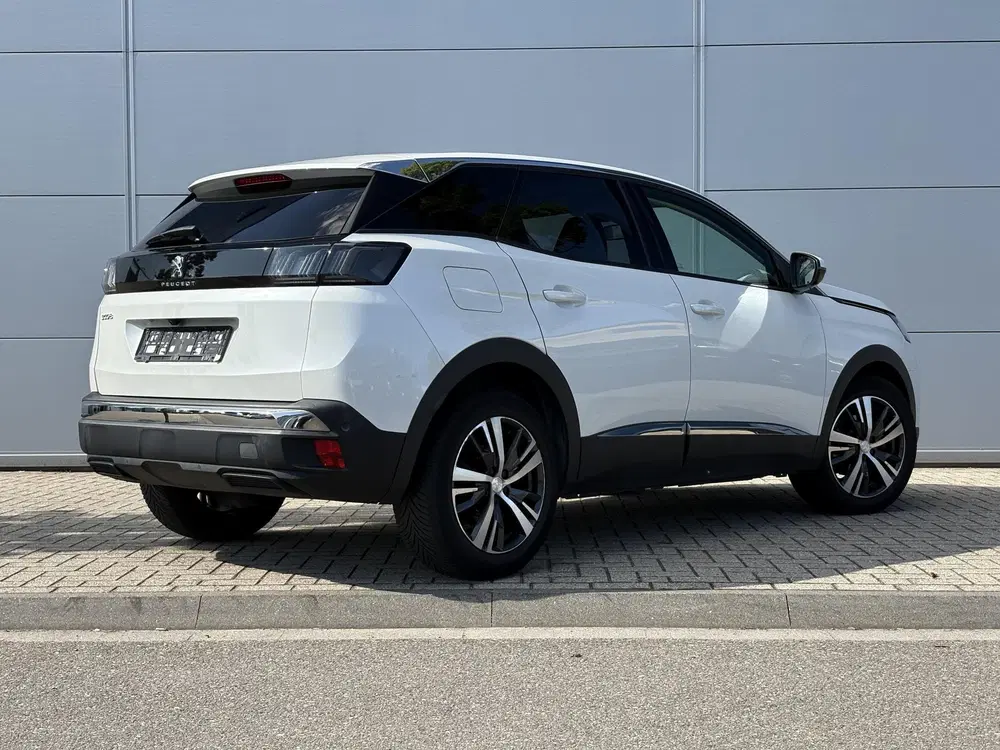 Peugeot 3008 1.2 PureTech Allure uit 2021, foto 6