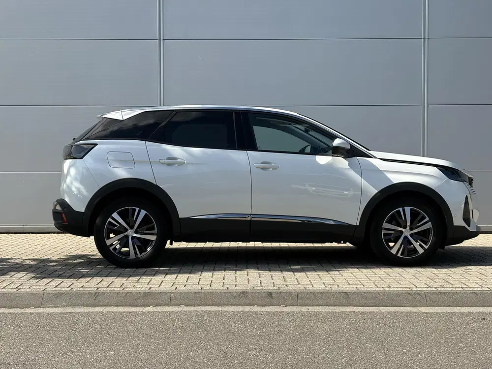 Peugeot 3008 1.2 PureTech Allure uit 2021, foto 7