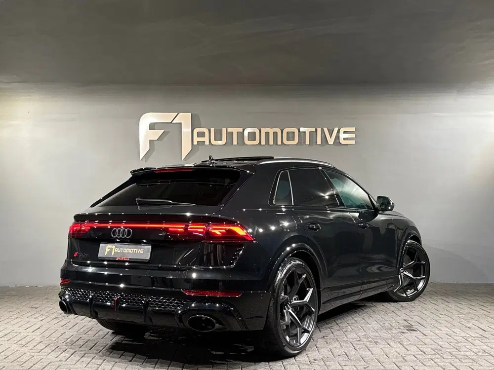 Audi RS Q8 4.0 TFSI quattro Performance Pano uit 2024, foto 3