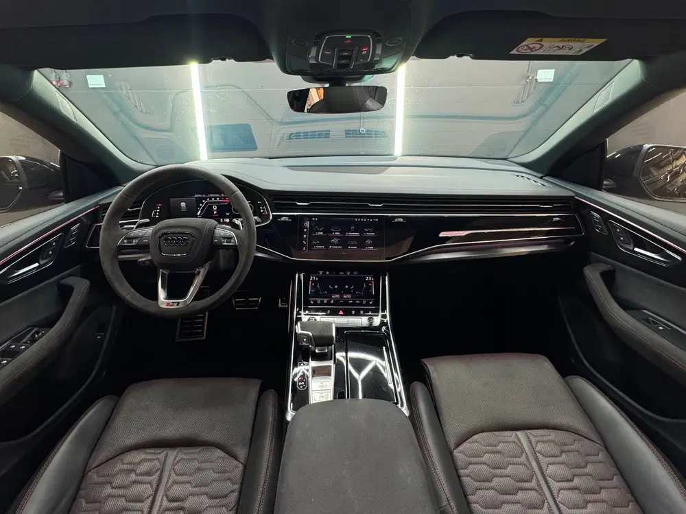 Audi RS Q8 4.0 TFSI quattro Performance Pano uit 2024, foto 4