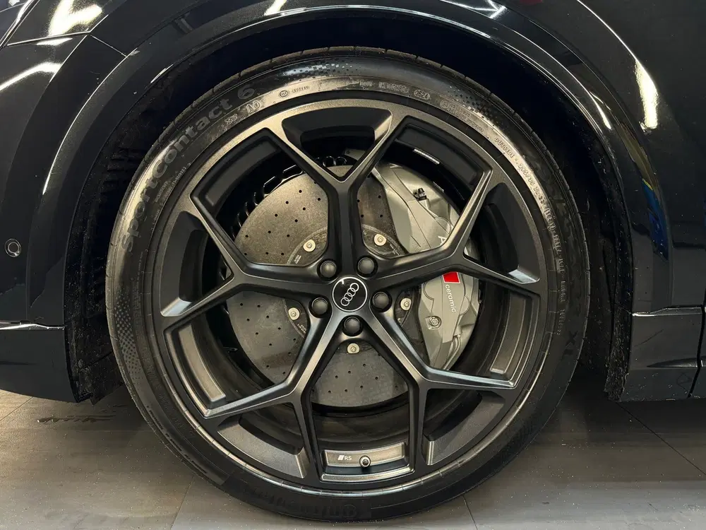 Audi RS Q8 4.0 TFSI quattro Performance Pano uit 2024, foto 7