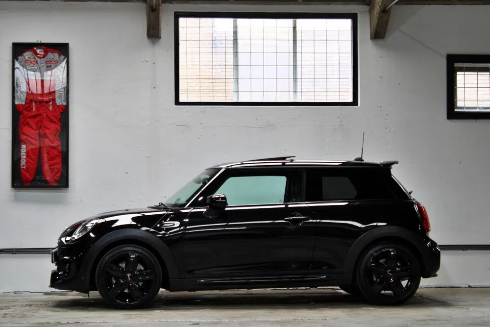 Mini John Cooper Works 1.5 Cooper John Cooper Works uit 2021, foto 2