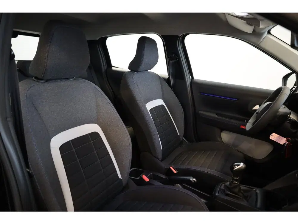 Citroën C3 Turbo 100 Business Navi uit 2026, foto 5