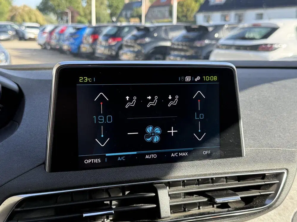 Peugeot 3008 1.6 HYbrid4 300 Première Pack uit 2020, foto 14