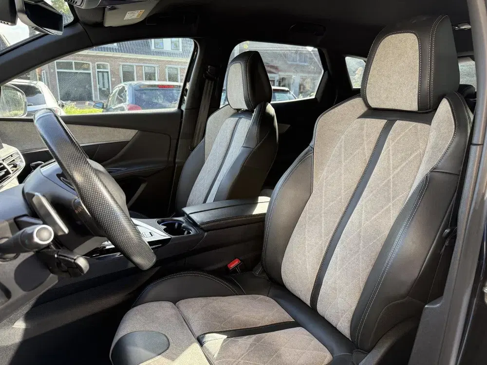 Peugeot 3008 1.6 HYbrid4 300 Première Pack uit 2020, foto 5
