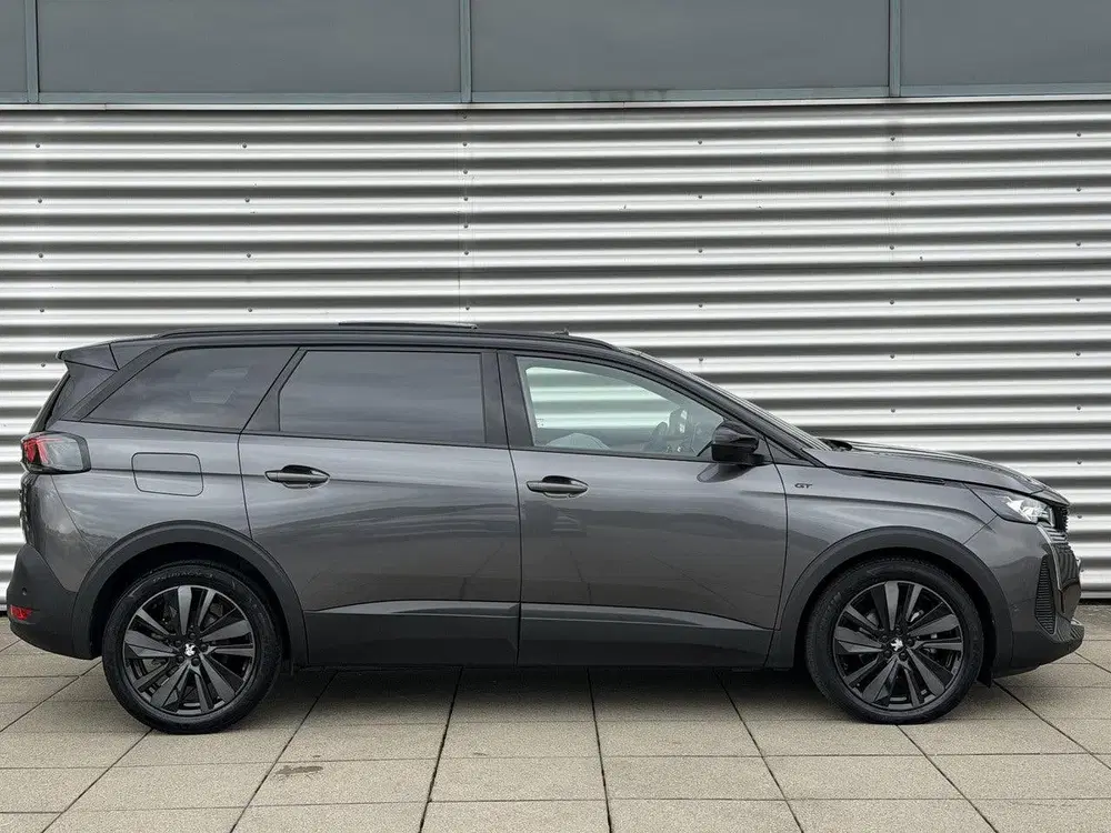 Peugeot 5008 1.2 Hybrid 136 GT uit 2024, foto 4