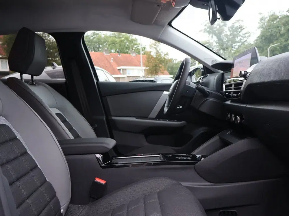 Citroën C4 Mild Hybride 145PK e-DCS6 Automaat Collect uit 2026, foto 7