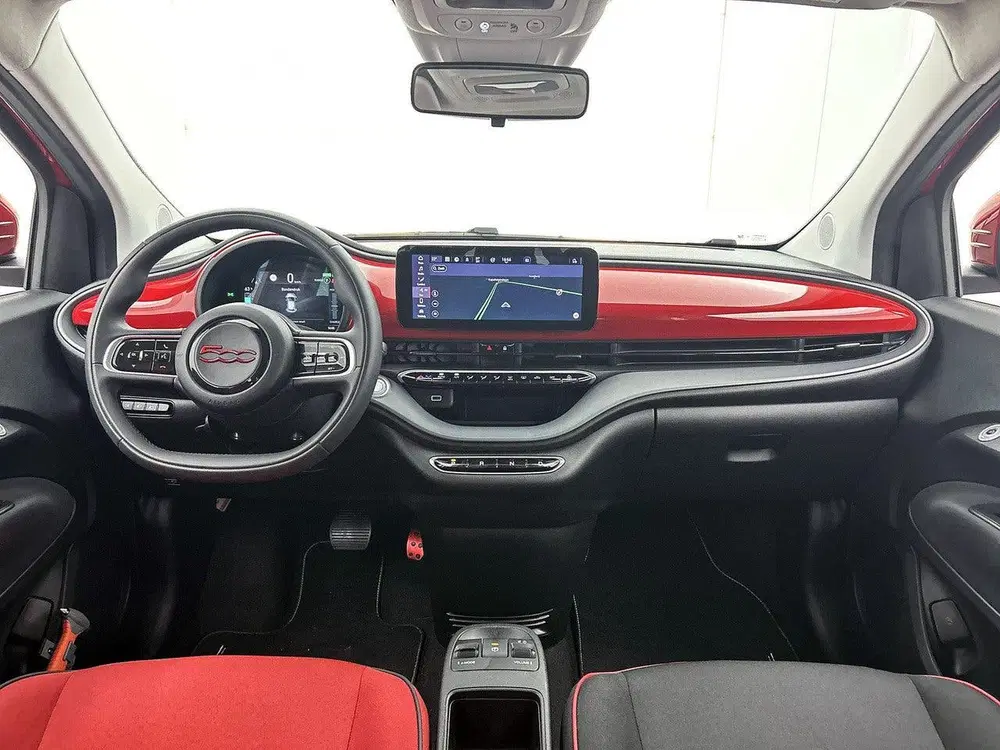 Fiat 500e 95pk RED 24 kWh Automaat ACCU 94% uit 2024, foto 12