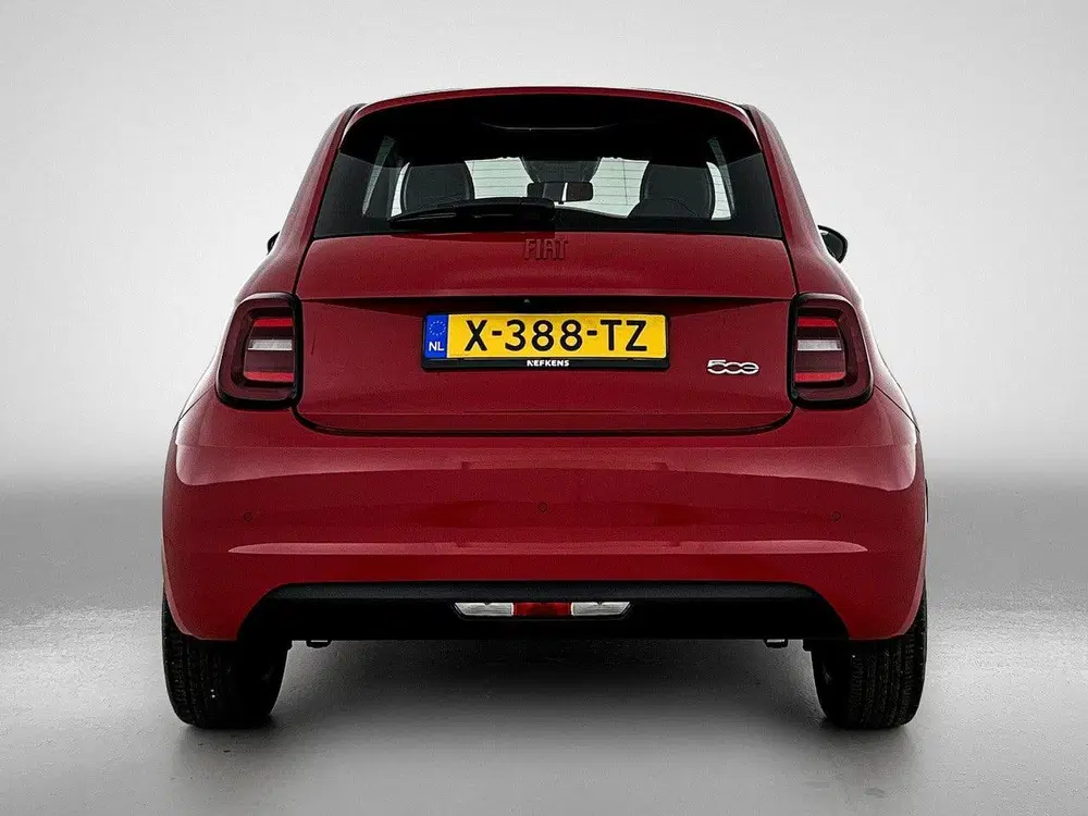 Fiat 500e 95pk RED 24 kWh Automaat ACCU 94% uit 2024, foto 8