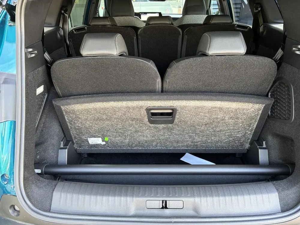 Peugeot 5008 1.2 Hybrid 145pk Allure 7persoons uit 2026, foto 11
