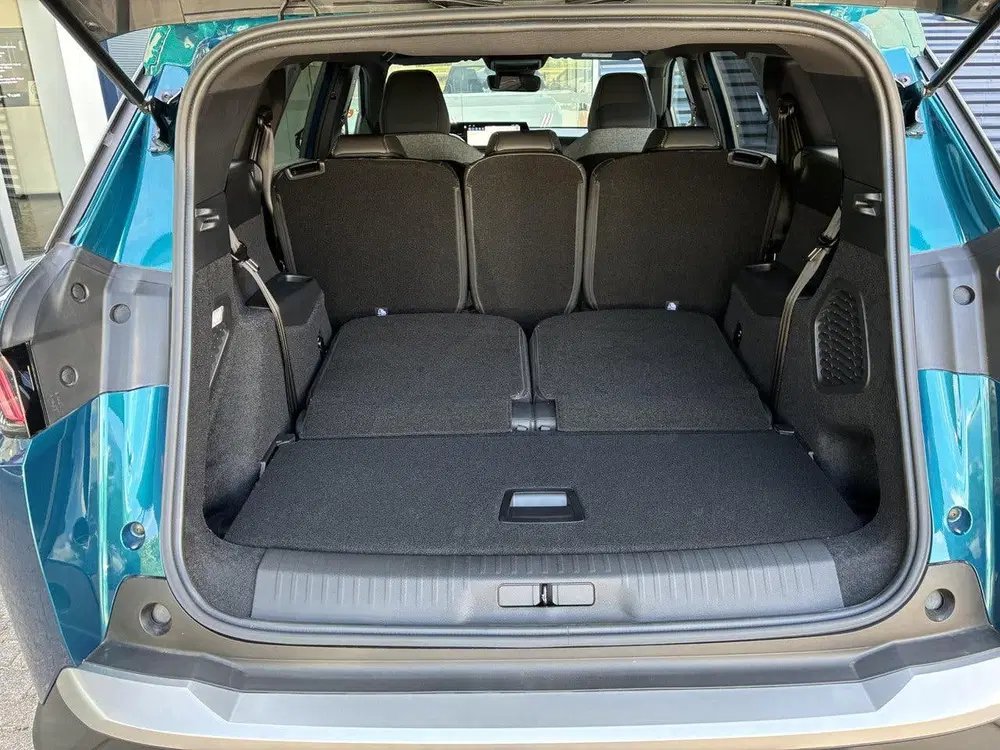 Peugeot 5008 1.2 Hybrid 145pk Allure 7persoons uit 2026, foto 12