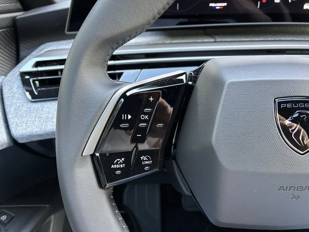 Peugeot 5008 1.2 Hybrid 145pk Allure 7persoons uit 2026, foto 14