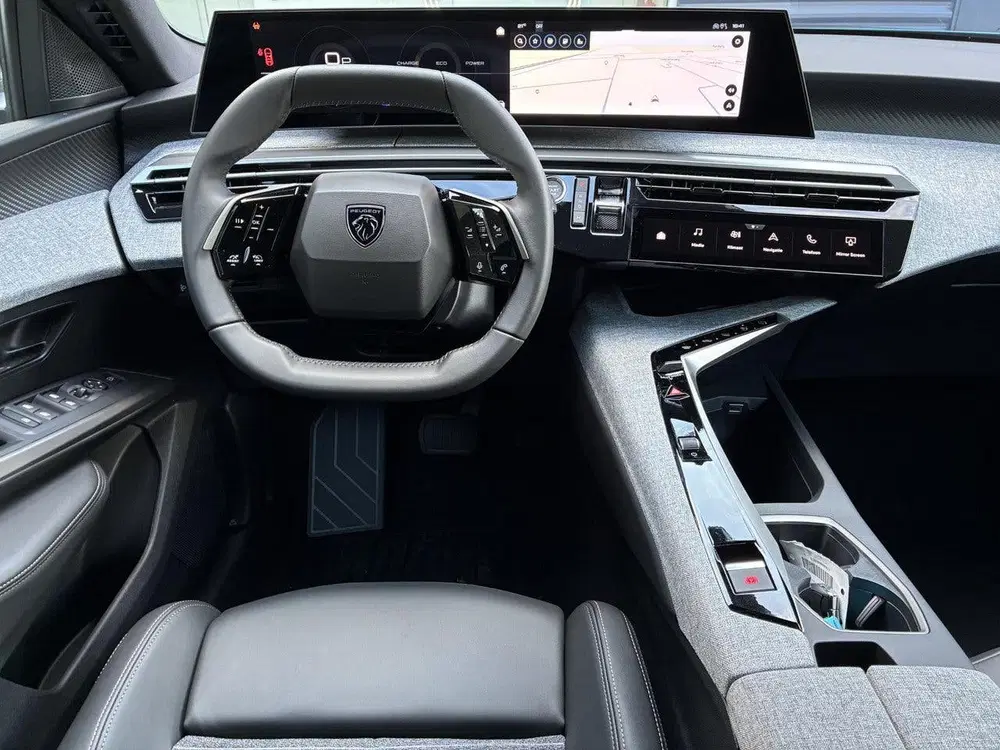 Peugeot 5008 1.2 Hybrid 145pk Allure 7persoons uit 2026, foto 9