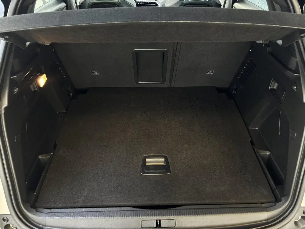 Peugeot 3008 GT 1.2 Turbo 130pk EAT8 uit 2021, foto 14