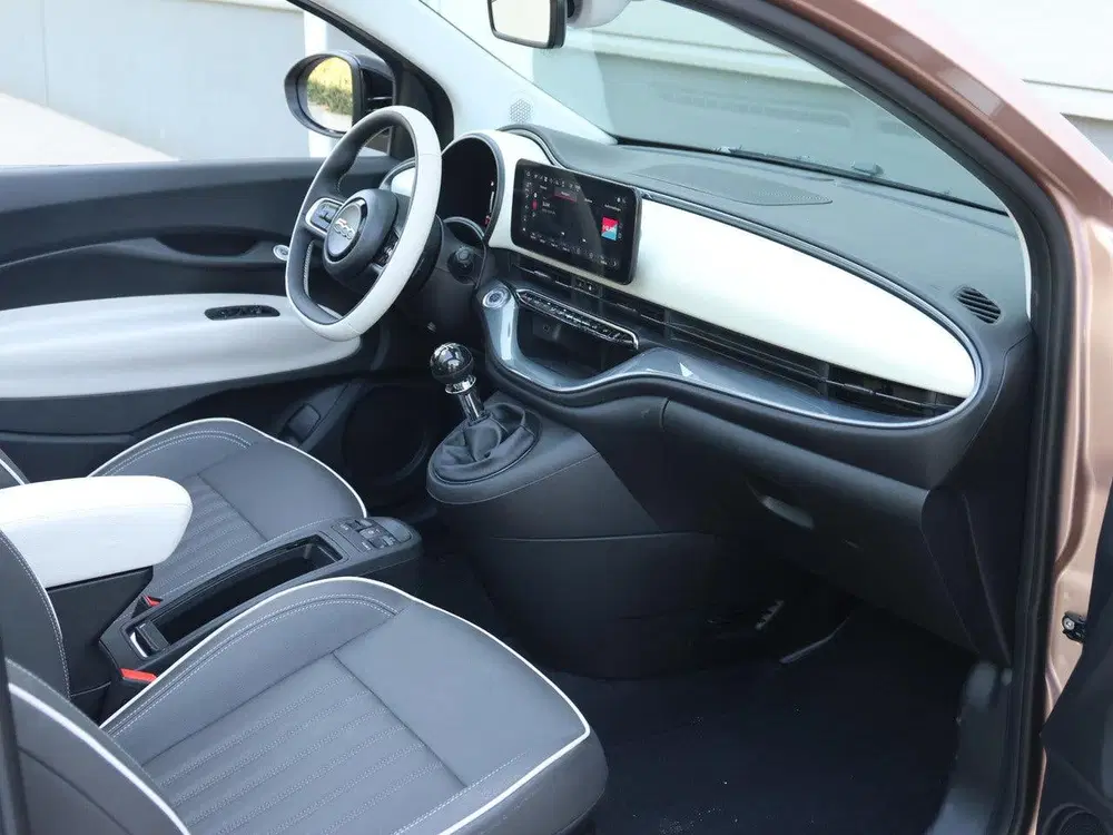 Fiat 500C 1.0 Hybrid La Prima uit 2026, foto 10