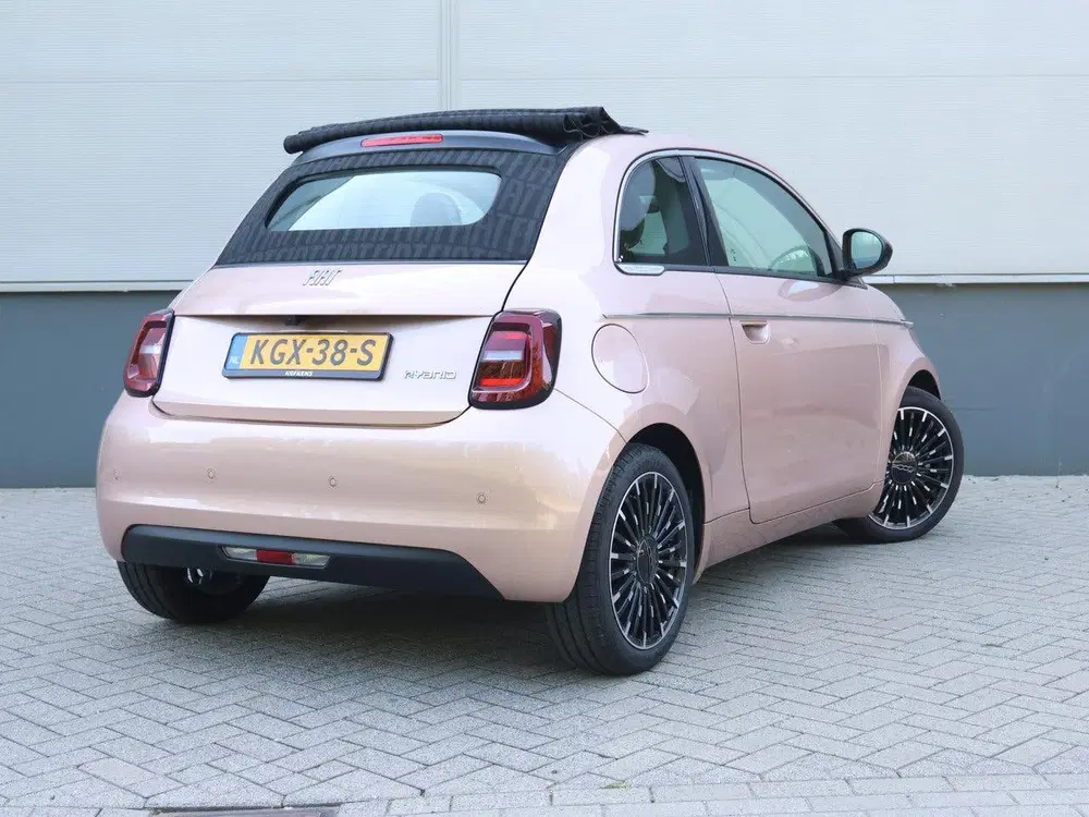Fiat 500C 1.0 Hybrid La Prima uit 2026, foto 3