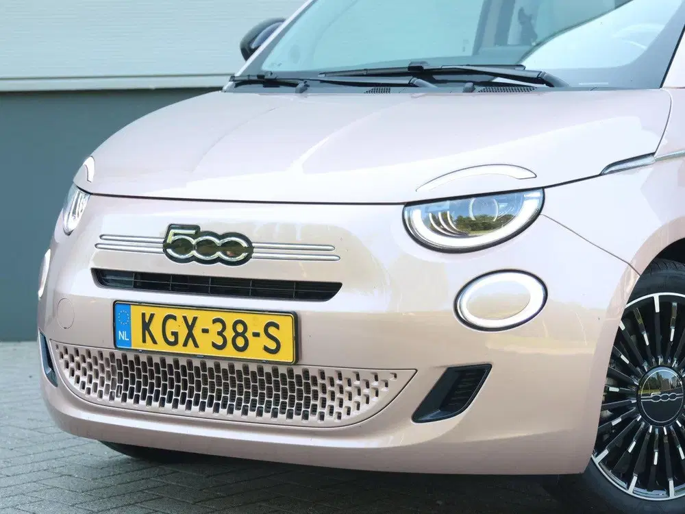 Fiat 500C 1.0 Hybrid La Prima uit 2026, foto 6
