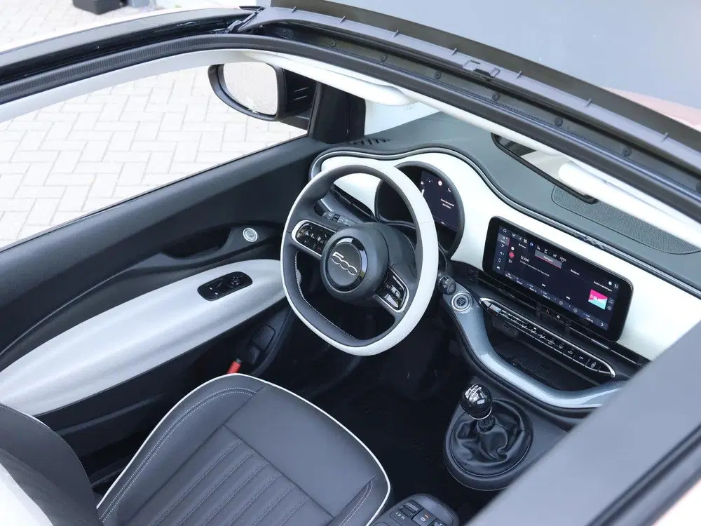 Fiat 500C 1.0 Hybrid La Prima uit 2026, foto 9