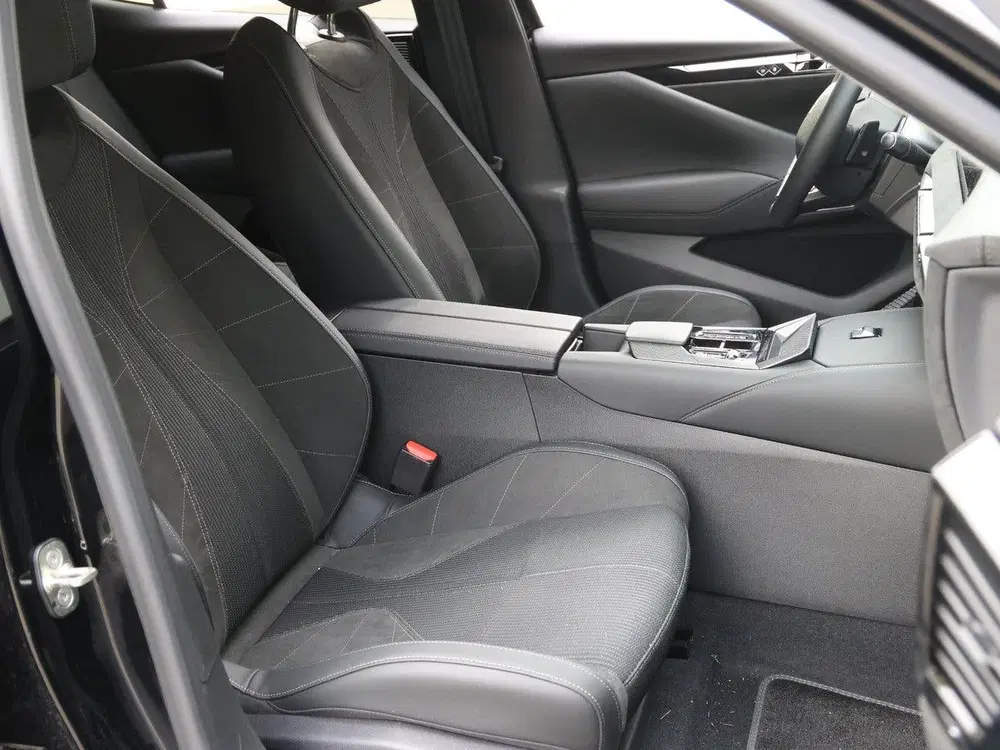 DS Automobiles N°4 DS N°4 1.6 PHEV Etoile Absolute Comfort Pa uit 2026, foto 10